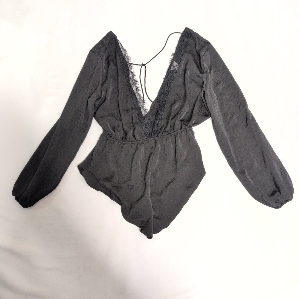 ASOS Black Lace-Trim Long Sleeve Romper Jumpsuit XS - Picture 2 of 6